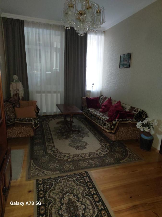 Guest House Lela Rezo Kazbegi Bagian luar foto